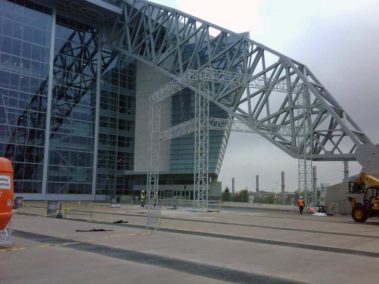 Steel-Details-Dallas-Cowboys-Stadium-Exterior-Video-Towers-Build-steel-fabrication-engineers-architects